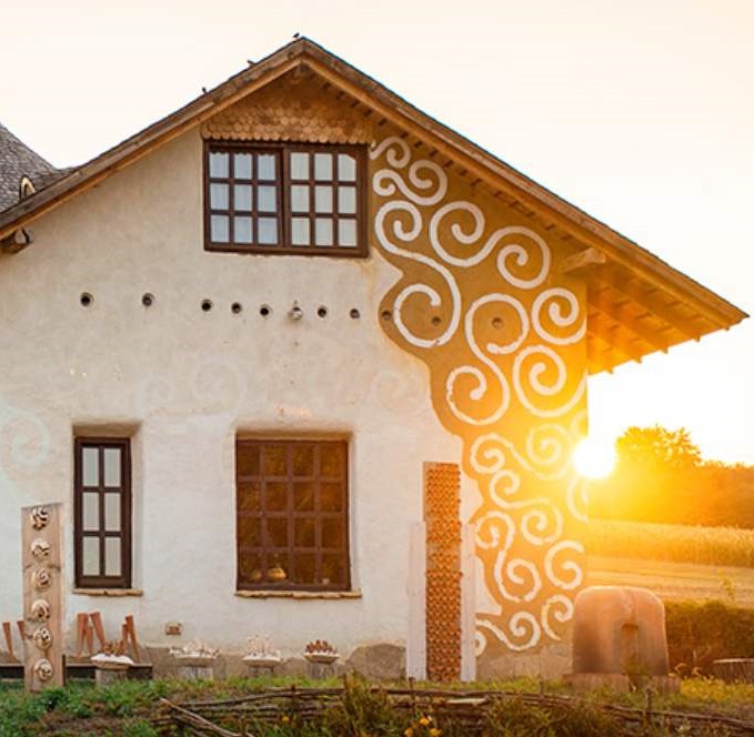 Atelier Autocunoaștere prin modelarea lutului